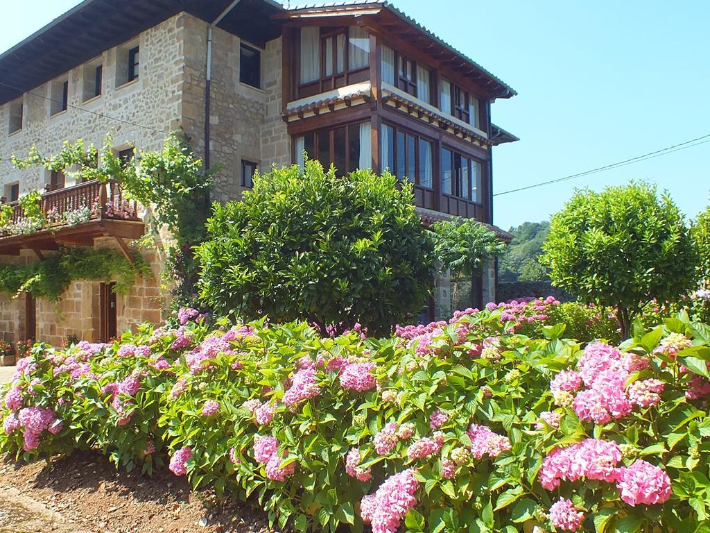 Hosteria El Pomar Novales Exterior photo