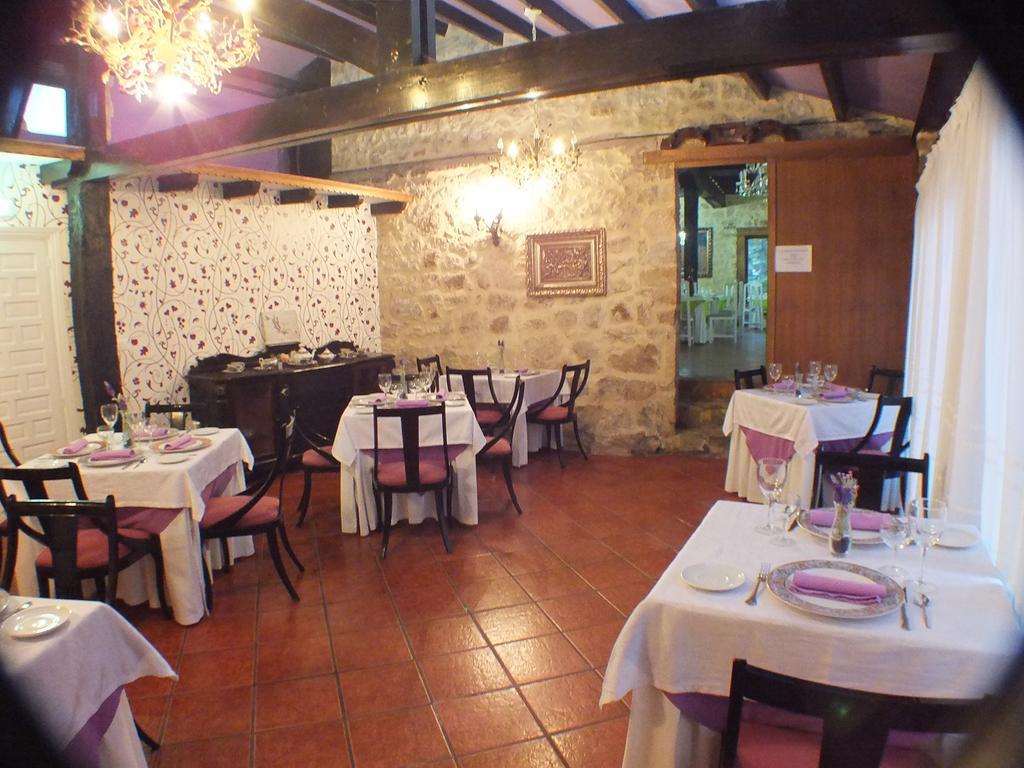 Hosteria El Pomar Novales Exterior photo