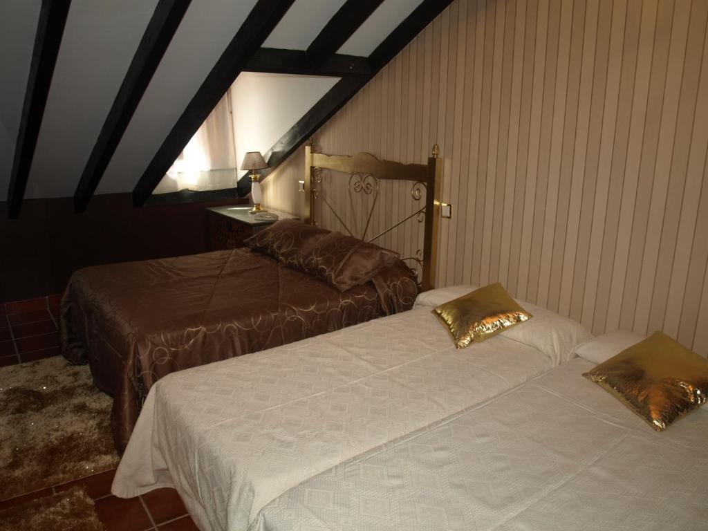 Hosteria El Pomar Novales Room photo